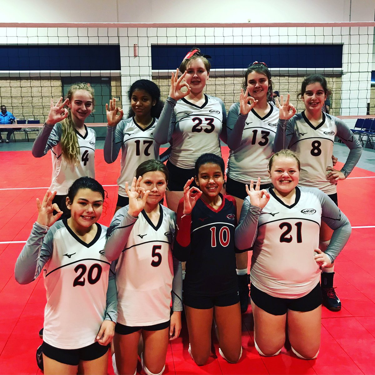 Heat_Volleyball's tweet photo. ❤️🖤13 Elite🖤❤️
13 Elite went 3-0 yesterday! Good luck to you today!
#heatvolleyball #pinellasheat https://t.co/Z5xOTfgw1U