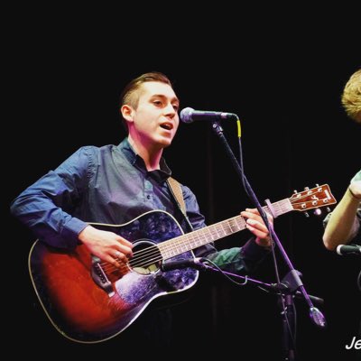 JohnnyHenline's tweet photo. #NewProfilePic https://t.co/GAfBmNoDDo