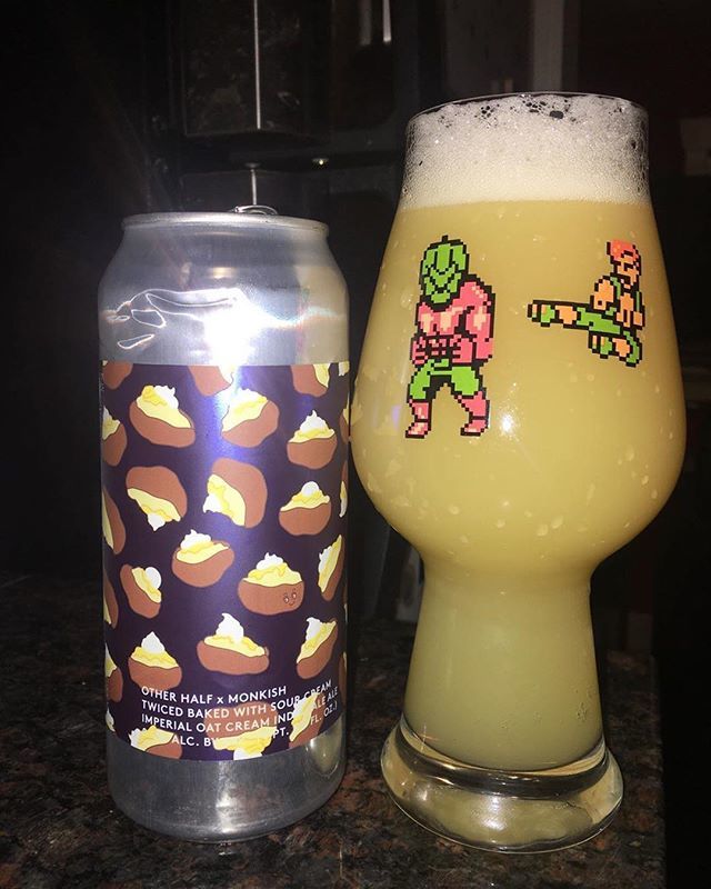 fanaticbeer's tweet photo. #FANATICBEER @hazydazepnw
・・・
@otherhalfnyc x @monkishbrewing 
Twice baked with sour cream 🤤🔥 #otherhalfnyc #otherhalfbrewing #monkishbrewing #jfk2lax #nyc #beer #craftbeer #brewery #hops #craftnotcrap #craftbeerporn #craftbeernotcrapbeer #DDH #b… https://t.co/d3ZyJ0aOCT https://t.co/9iqRpgblEL