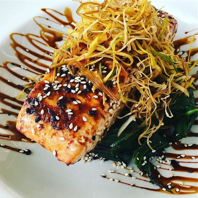 averygoodfriend's tweet photo. After 3 hours workout I was invited for lunch and had a wonderful salmon :-) #cyprusfood #cypruslife #quantumlife #cyprusspring #lebeseelischeidentität #livinginparadise #begrateful #seieinheld #admatrix #etmatrix #paxation https://t.co/xnrB8MDGZp https://t.co/VImnkBBUJP
