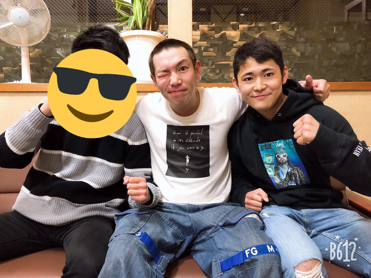 Shugo_____'s tweet photo. 昨日はじめしゃちょーに会いました
気さくに話ししてくれて優しくて
めちゃゃくちゃ良い人でした！！
しかも男���

YouTube頑張って下さい！！
@joeANDdream 
みんなチャンネル登録ほんまよろしくな‼️👍 https://t.co/flYEXQBfZs