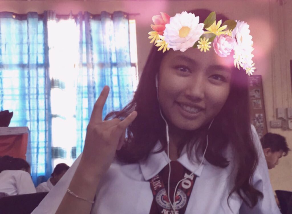 HAPPY BIRTHDAY !!!
Mahal kita alam mo yan    