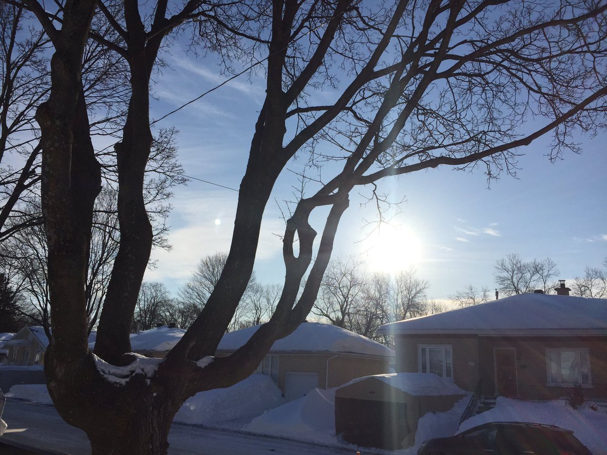 It finally warm up this weekend and I could run without my #NinjaRunner outfit. What activity are u doing this weekend? #Win4YouthPledge #Win4Youth #AlumniProud