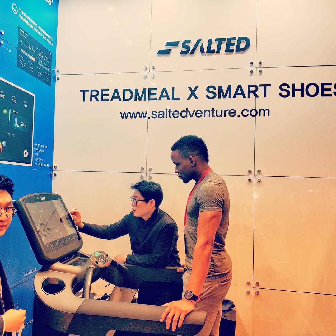 ZenAdewale's tweet photo. Honoured to be invited by Kita to be part of #spoex 2019. Got to see some amazing new products and network with some new businesses https://t.co/Ui8UcSn4Ys