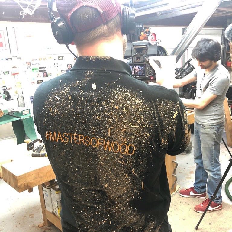 Is this the representation of ‘sawdust is man glitter’? #mastersofwood #woodshavings #woodlove #woodworking #workshop #makersgonnamake #sawdust @MattCremona