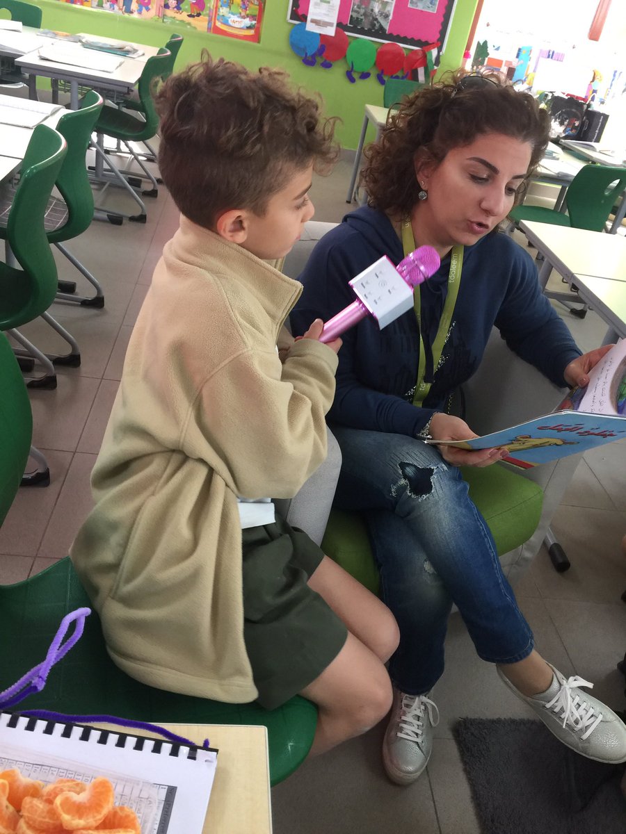 abeer17343246's tweet photo. Today was the first day of the book week and was a wonderful experience for the mother of a student where she read a story to students and their dialogue was very rich and enjoyable                                                                  #BeHappyBeGCS #bookweek https://t.co/XEraxvTQeh