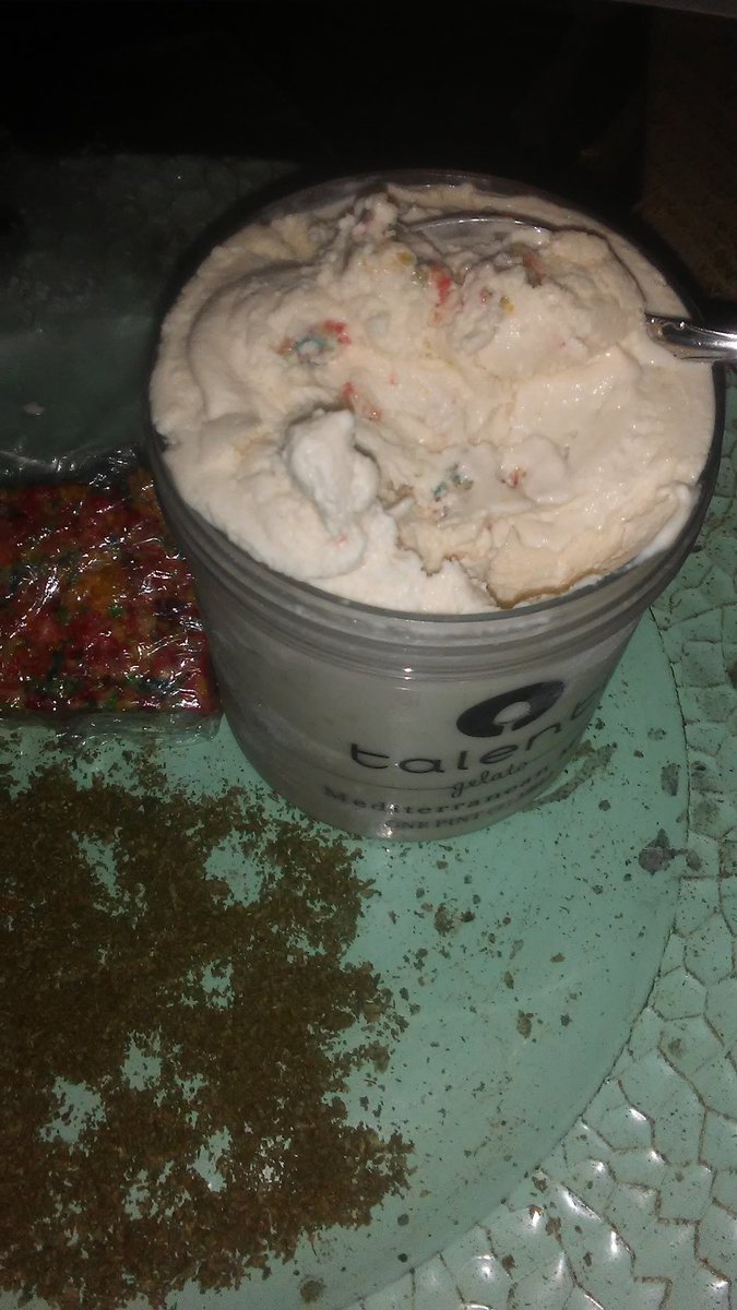 MNightShalamar's tweet photo. #NewWaveAlert: my man got a ice cream machine and made some infused ice cream yo, I gave em some of the infused fruity pebble joints to put in mine tho 🔥🔥🔥🔥🔥🔥🔥🔥🔥🔥🔥 https://t.co/9VVhwby2B4