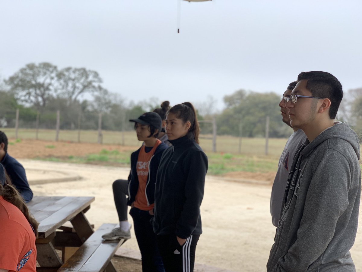 UTSA_ALD's tweet photo. We had so much volunteering yesterday at the REI Trail and Farm!
#utsa #utsadayofservice #utsa22 #classof22 #freshmen #getinvolved #utsaald #ald #alphalambdadelta #volunteer https://t.co/yDs0KnPs2s
