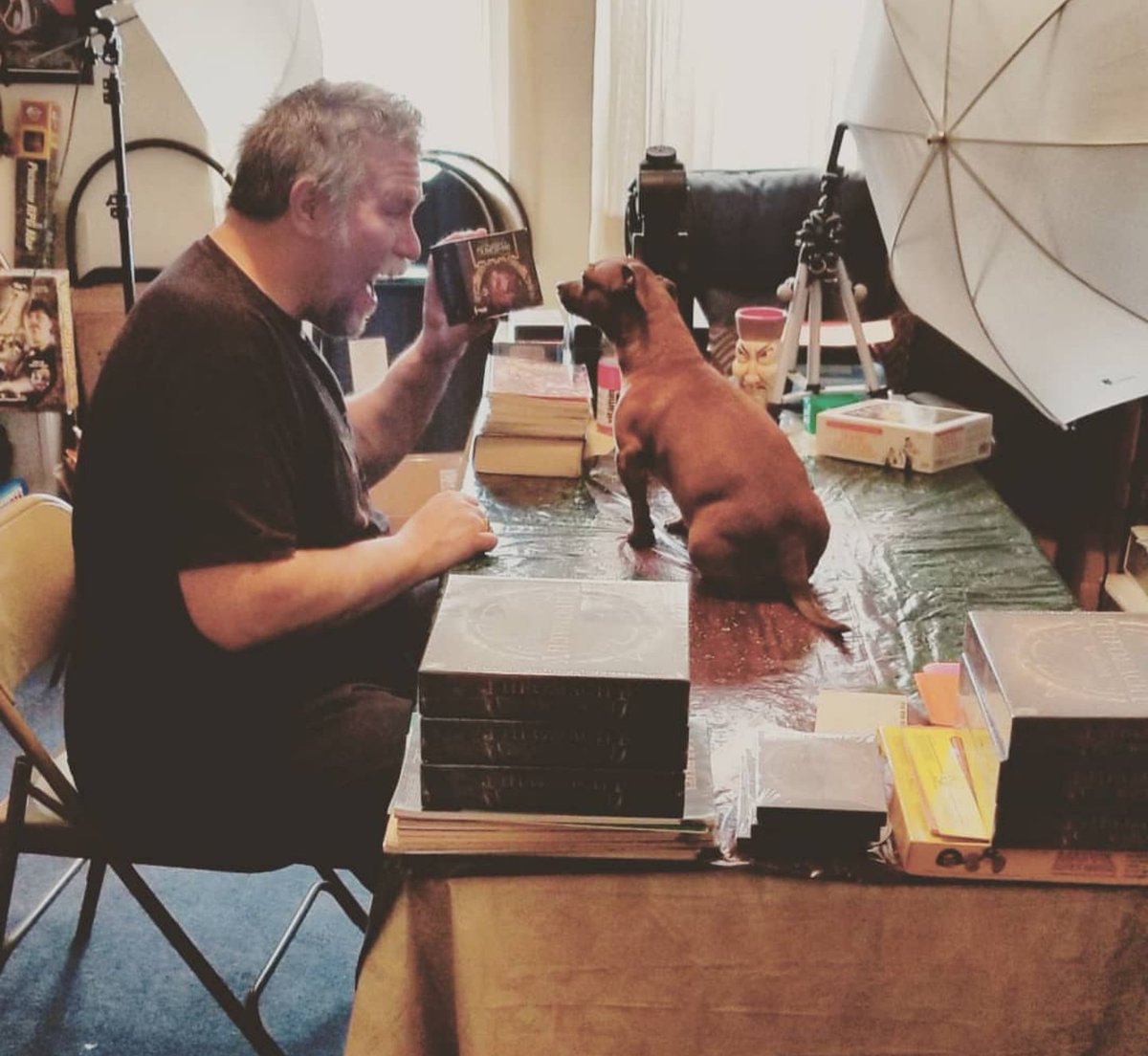 BIGJohnnyG's tweet photo. 2GP's BIG Johnny G! & Mojo Jojo Magoo talking about one Hell of good card game, One Deck Dungeon!
@AsmadiGames
#AsmadiGames #boardgamegeek #BGG #Tabletop #dachshund #Doxie #PunchboardMedia #FantasyGame #cardgame https://t.co/ZIc3SBpJ0t