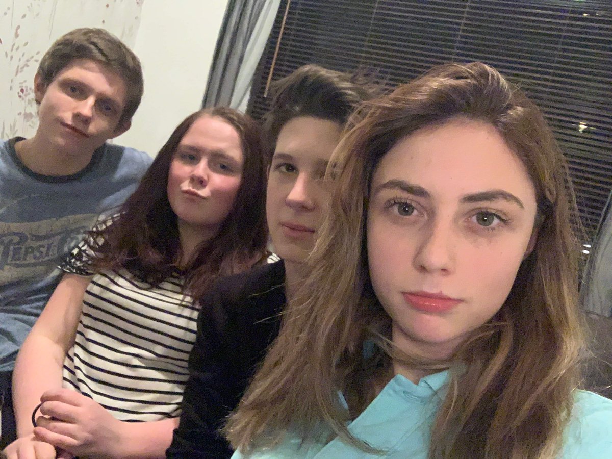 marcslade16's tweet photo. Don’t need dickheads in my life, these are the people I need and maybe a few others as well!! https://t.co/Z2ry37BtT0