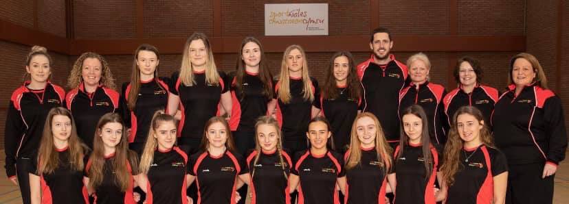 rhi_13's tweet image. Super proud coach, what an AMAZING @NetballEurope for @WelshNetball U17s squad for achieving a FANTASTIC silver medal🥈Thanks to everyone for their support to these players 😀 #Diolch #proud #togetherness #simple #intensity #topeffort #enjoy #felun 🏴󠁧󠁢󠁷󠁬󠁳󠁿🌼🏴󠁧󠁢󠁷󠁬󠁳󠁿