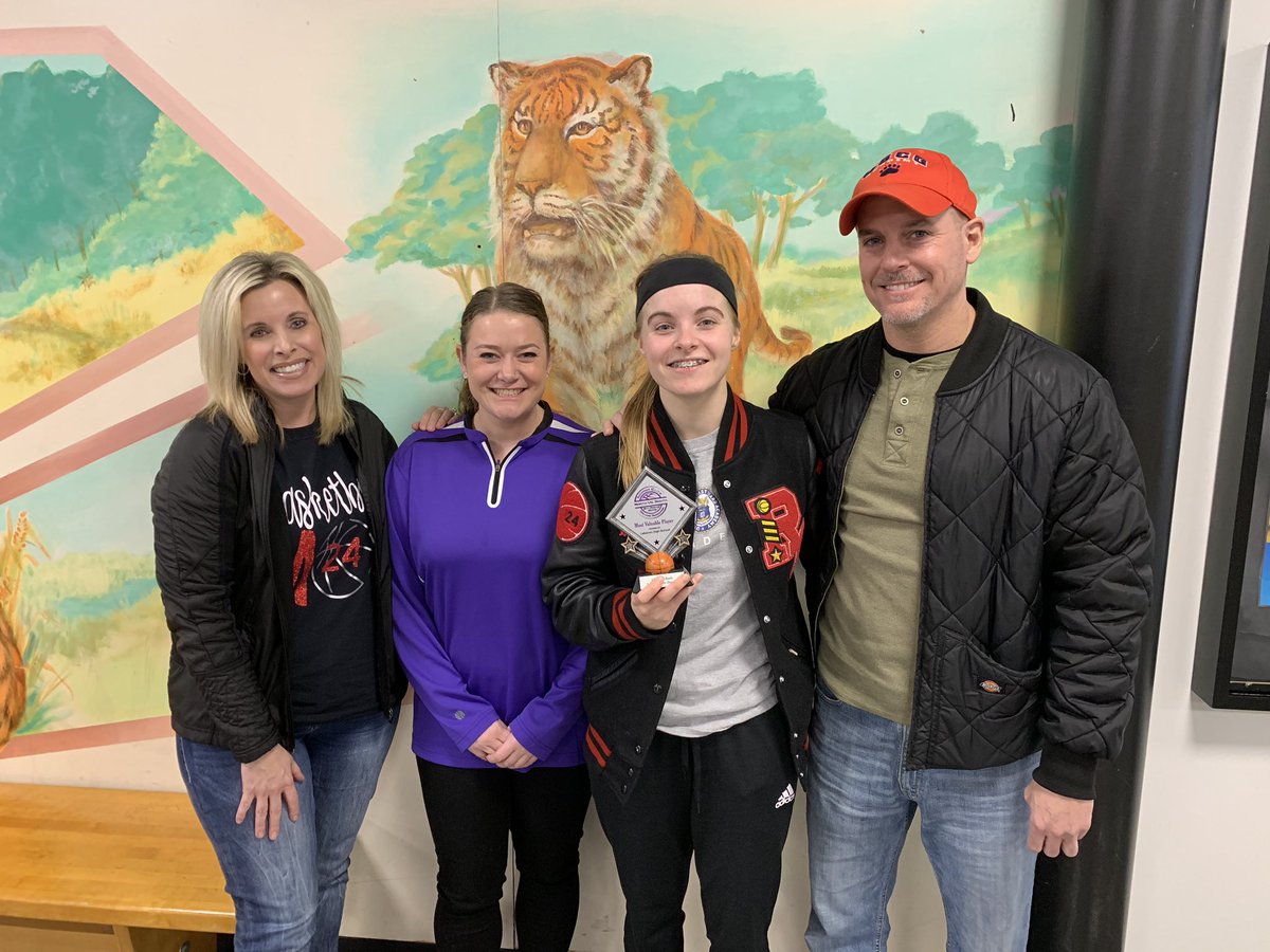 Congratulations <a href="/AbigailGuidry24/">Abigail Guidry</a> (Rock Creek Academy) our 1A South Senior MVP! Abigail will be continuing her athletic career at the Coast Guard Academy. Best of luck!