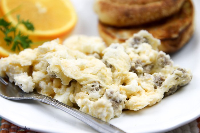 eatmovemake's tweet photo. #ad You HAVE to try the NEW turkey sausage egg whites Simple Scrambles from @JimmyDean. They're unbelievably delish! π #SimpleScramblesAtWM ~~> https://t.co/qn9DJwQU29 https://t.co/Jp5qSYOT1A