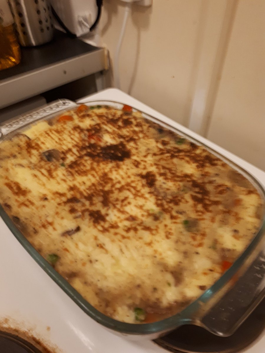 karenkeyworker's tweet photo. Finishing the double shift in style... being taught how to cook a Shepards pie by our lovely resident in key work  #Wellbeing #buildingrelationships #keyworker https://t.co/26zylQKbBG