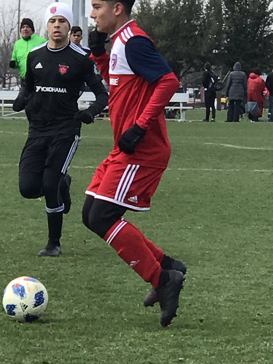 FutbolmomToledo's tweet photo. Doing what he does best!
2019 Adidas FC Dallas College Showcase #FCDShowcase #FCDallas02BPremier #4 https://t.co/hVzUHQ39v2