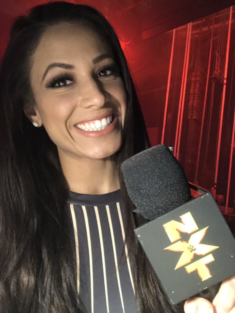DashaKuret's tweet image. About to kick of the last show of our #NXTRoadtrip #NXTDetroit!!! #WWE #NXT #WWENXT