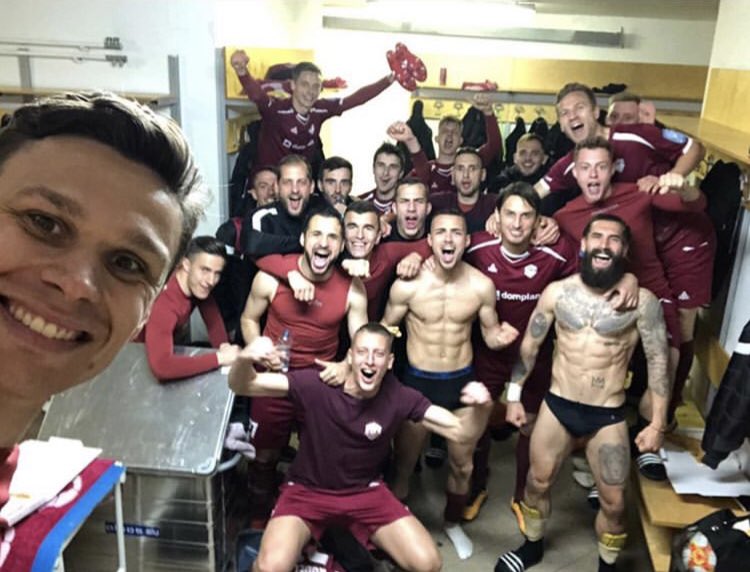 nk_triglav's tweet image. 🙌💪👇
THIS.
IS.
TRIGLAAAAVVVVVV!

#SquadGoals #Spartaaa