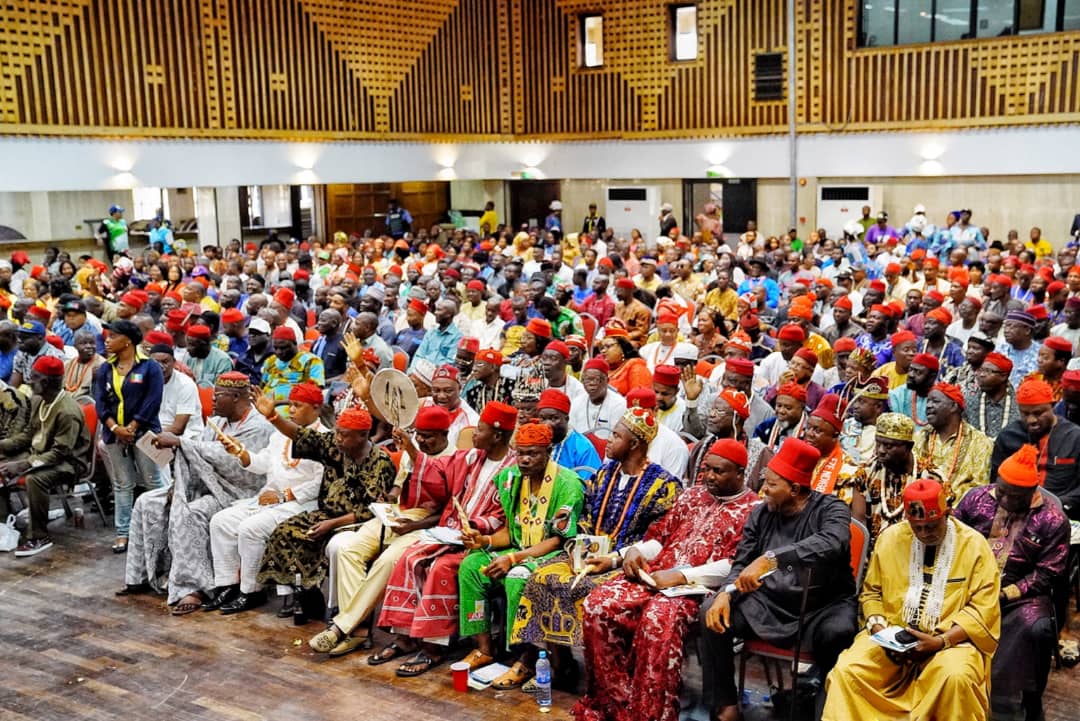 jidesanwoolu's tweet photo. To be shown so much love and acceptance amidst all the mudslinging  and campaign of calumny is what I call blessings from above.

We attended a town hall meeting with the Ohaneze Ndigbo community in Lagos today, and I was humbled by the warm welcome. 

#ForAGreaterLagos https://t.co/ghG7gsCXGb