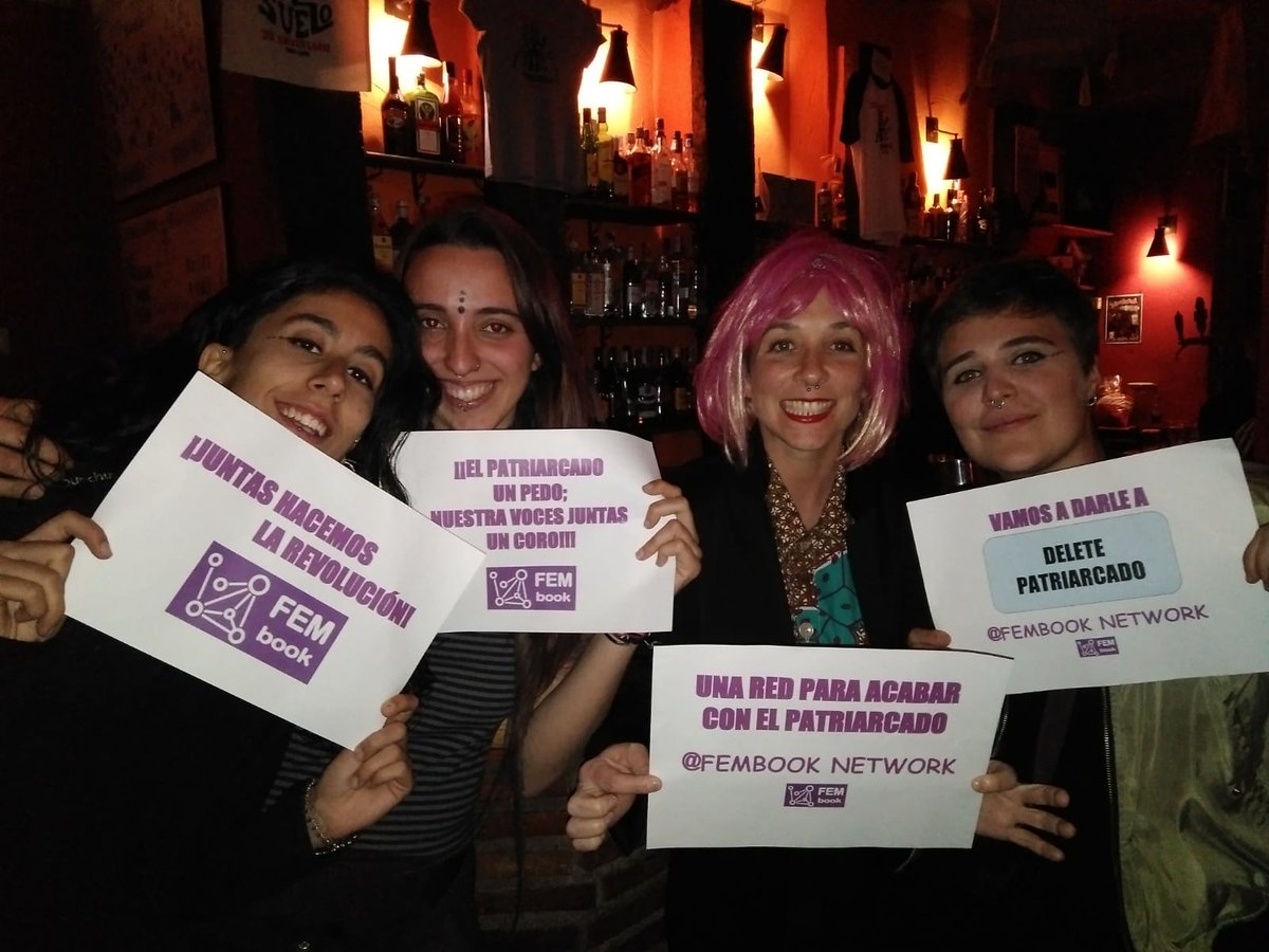 FembookNetwork's tweet photo. Genial la fiestón de Carnaval Feminista🎊🎧 de ayer a noche en el Entresuelo! Gracias a todes! @fembooknetwork @lacomunicacionesencuentro Sigue la campaña en https://t.co/x2IcRSWzq1 https://t.co/aamR1Z8VwV
