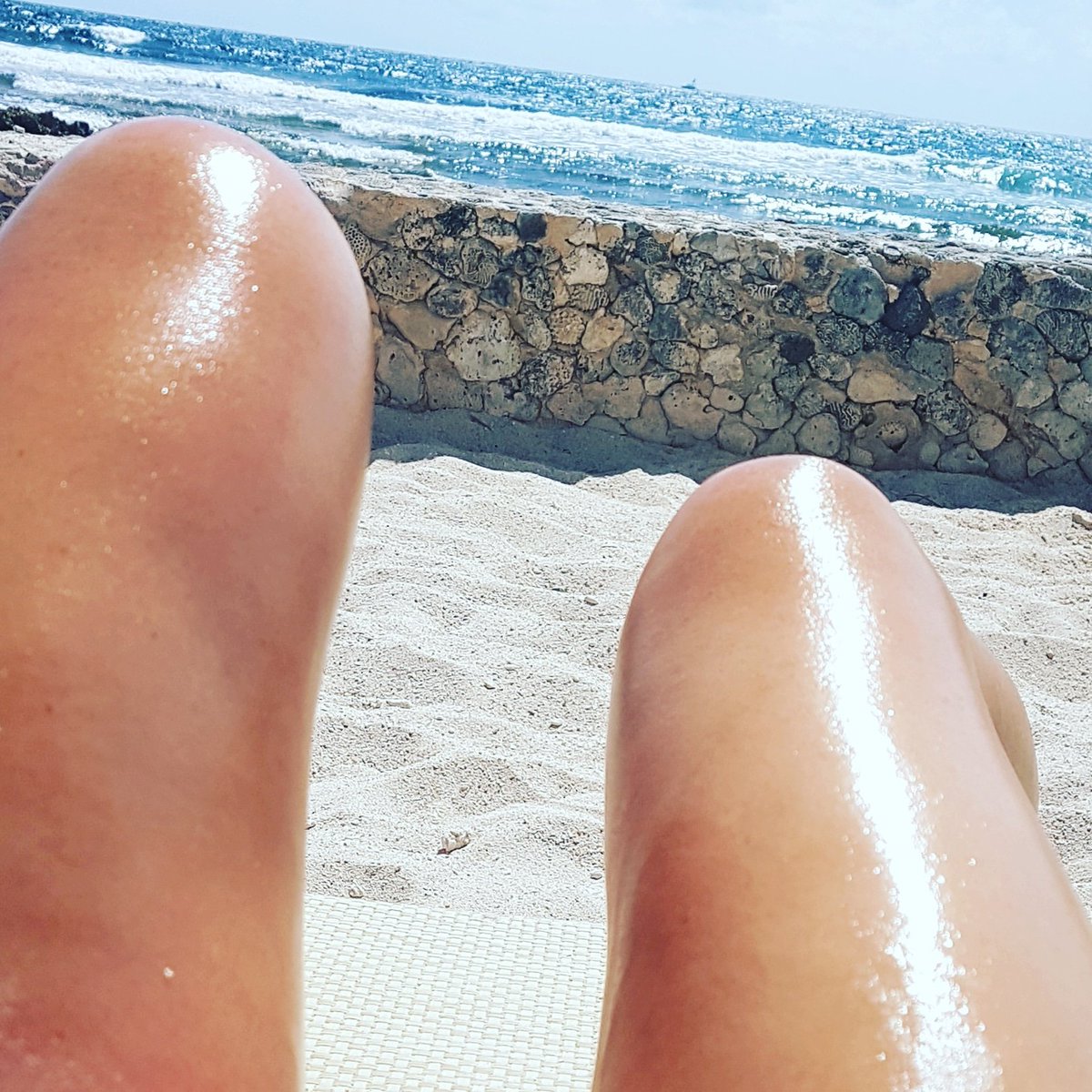 tracey290768's tweet photo. Loving life in paradise  xx https://t.co/olP0ALIRYY