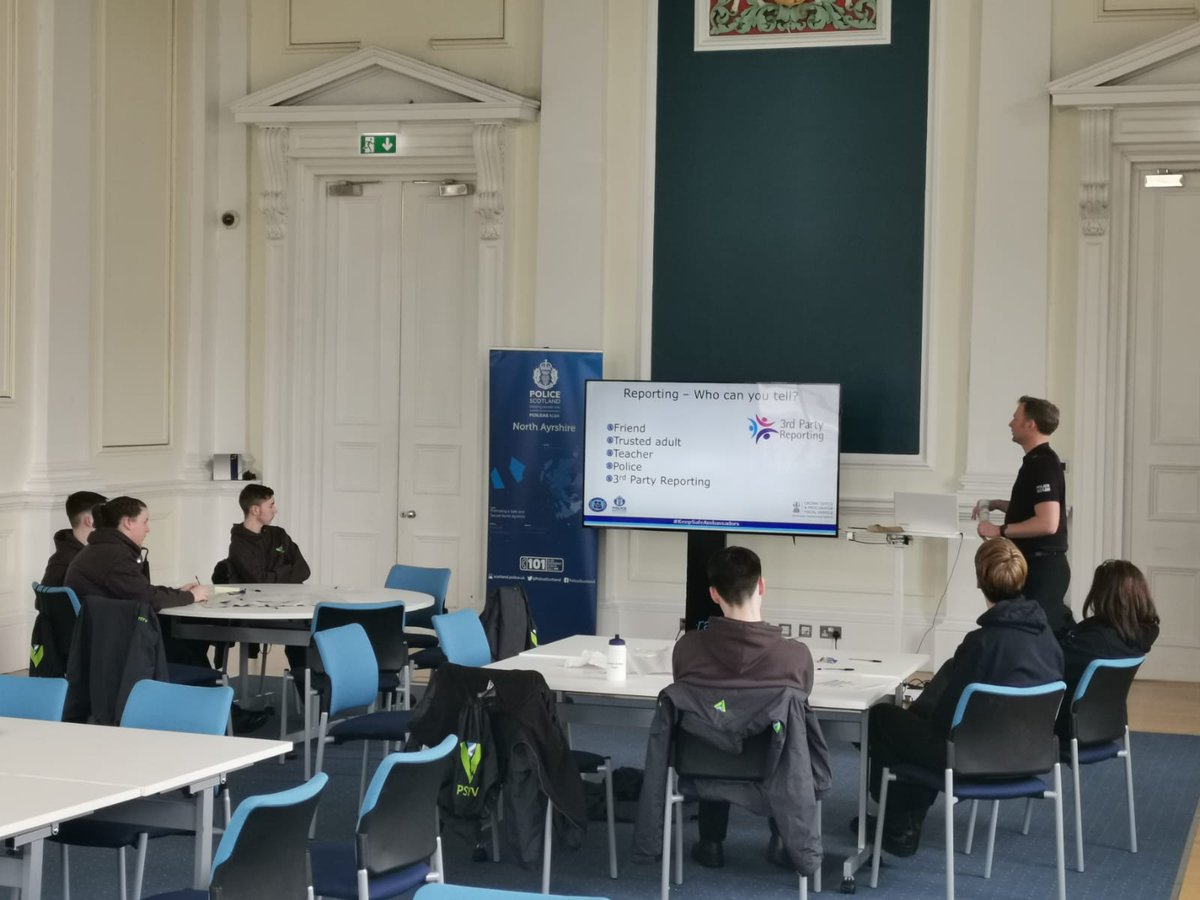 PSOSNAyrshire's tweet photo. #PSYVNA young people today became Keep Safe Ambassadors for @IammeScotland with training to recognise bullying & hate crime & to understand the importance of reporting incidents.
Read the full update at: https://t.co/LgoFgO0NfP
#DontTolerateHate @PolScotPSYV https://t.co/LUlml9dbH0