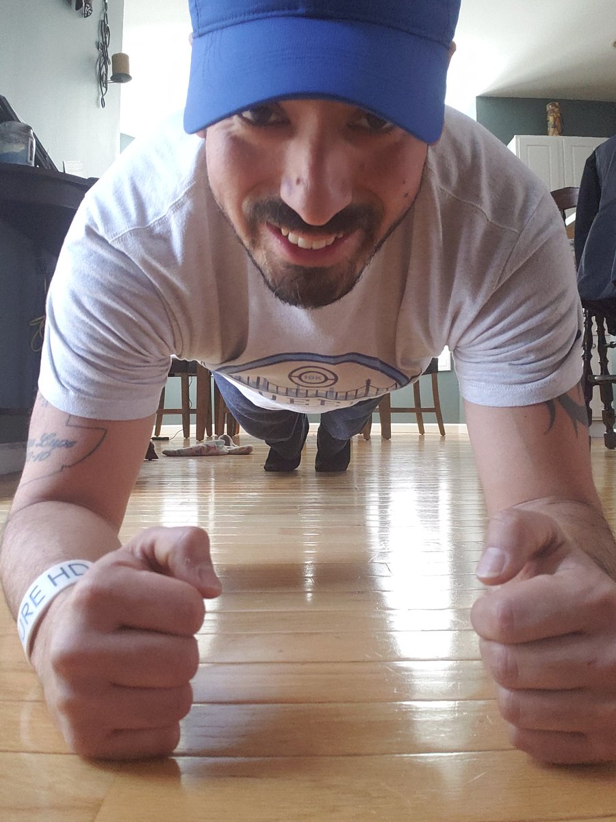 JDCSTRONG's tweet photo. DAY 18! Planking to raise awareness for #Huntingtonsdisease π #RareDiseaseDay #StopDropandPlank4HD #familyiseverything
#BeatHuntingtonsDisease #JDCRUNSTOFIGHTHD #JDCSTRONG #TeamRunforHD
#QueensHalfMarathon #ChicagoMarathon2019 #helpcurehd @ALaForce @JSThree8 @HelpCureHD @HDSA https://t.co/JjxhkcZi1X
