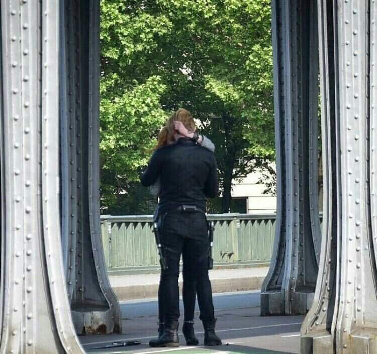Greysanatomy689's tweet photo. Só quero o 2 episódio de Shadowhunters #ShadowhuntersNaNetflix https://t.co/8anEDXua9Z