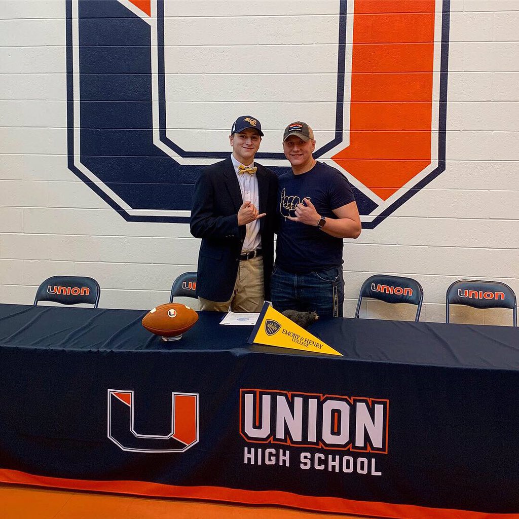 DrJustinFalin's tweet photo. Officially a Wasp! #StingersUp https://t.co/2tC2CqL8tL