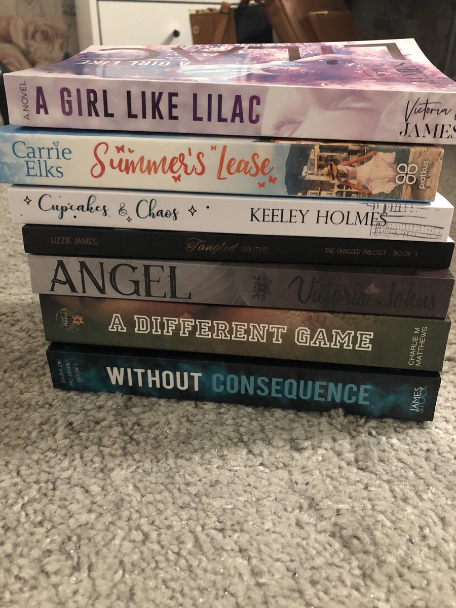 Cheryl 🏡🛍📚 tweet media