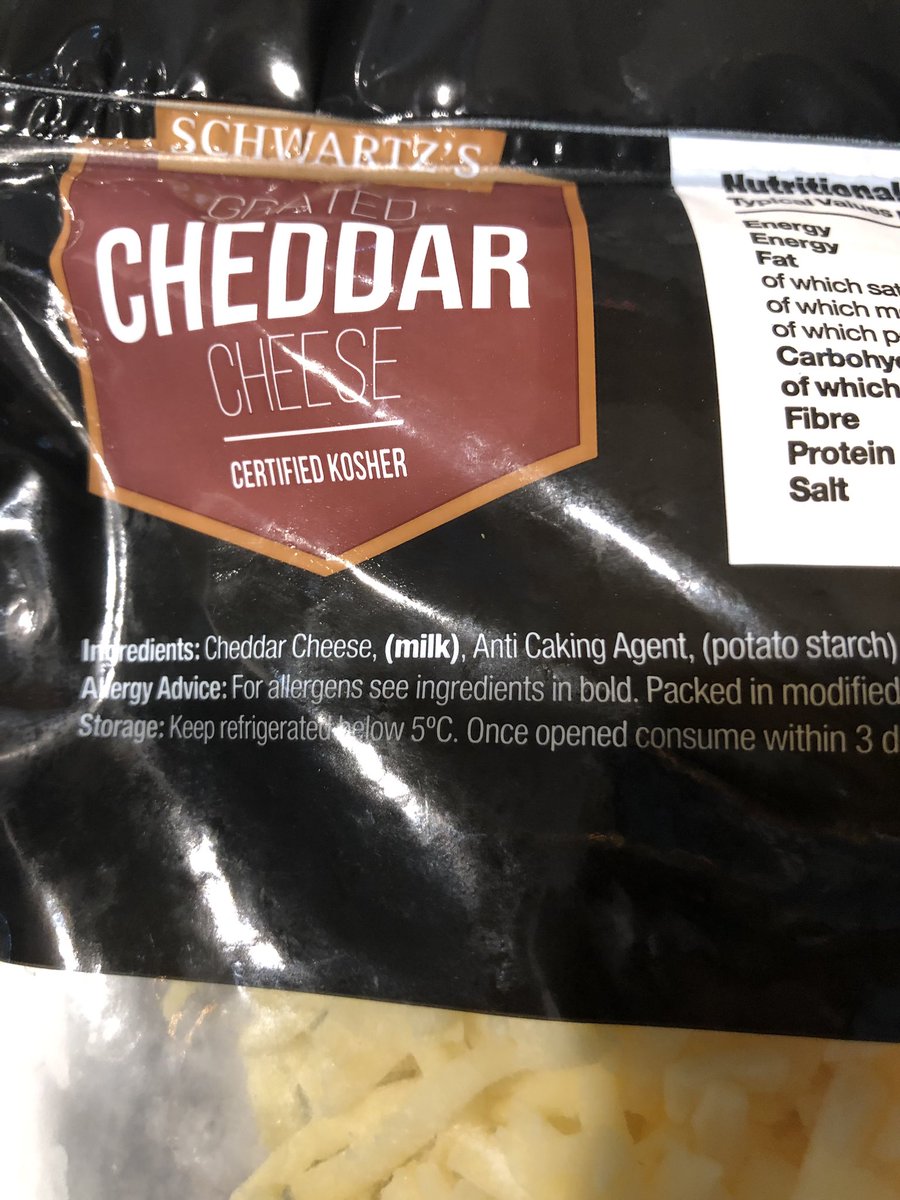tsonenfield's tweet photo. Great to see Kashrut standards for labelling are checked - #SchwartzLtd #notVegan @JewishVeg @JewishVegSoc  #confused https://t.co/Hba2yCl38m