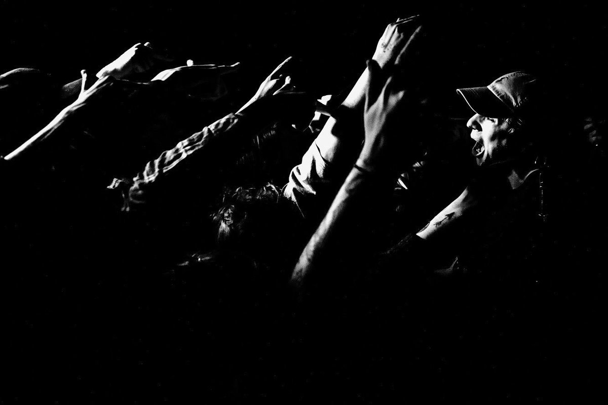 CusackPhoto's tweet image. Hello, I’d love to shoot some more shows this year, if you are ever interested drop me a DM, more images available on Instagram at @CusackPhotography 😊