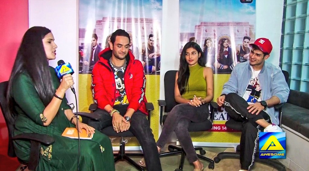 undefinedparsh's tweet photo. New Interview with PuncchBeat gang !!๐คโค
@HarshitaGaur12 @lostboy54 @ipriyanksharmaa @altbalaji
#PuncchBeat #HarshitaGaur #PriyankSharma #VikasGupta #Rahat #Divyanka #Dinky #Divrah
https://t.co/MjUvLcfUGl https://t.co/wnBuW0av7L