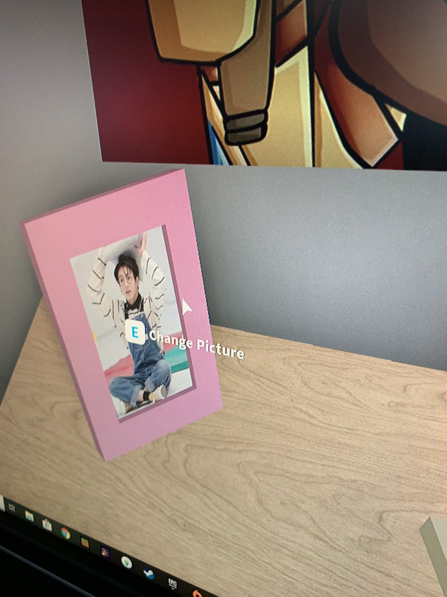 Meg On Twitter My Niece Is Showing Me Her Roblox House And She Just Has A Photo Of Jk On The Desk - meg meg me roblox