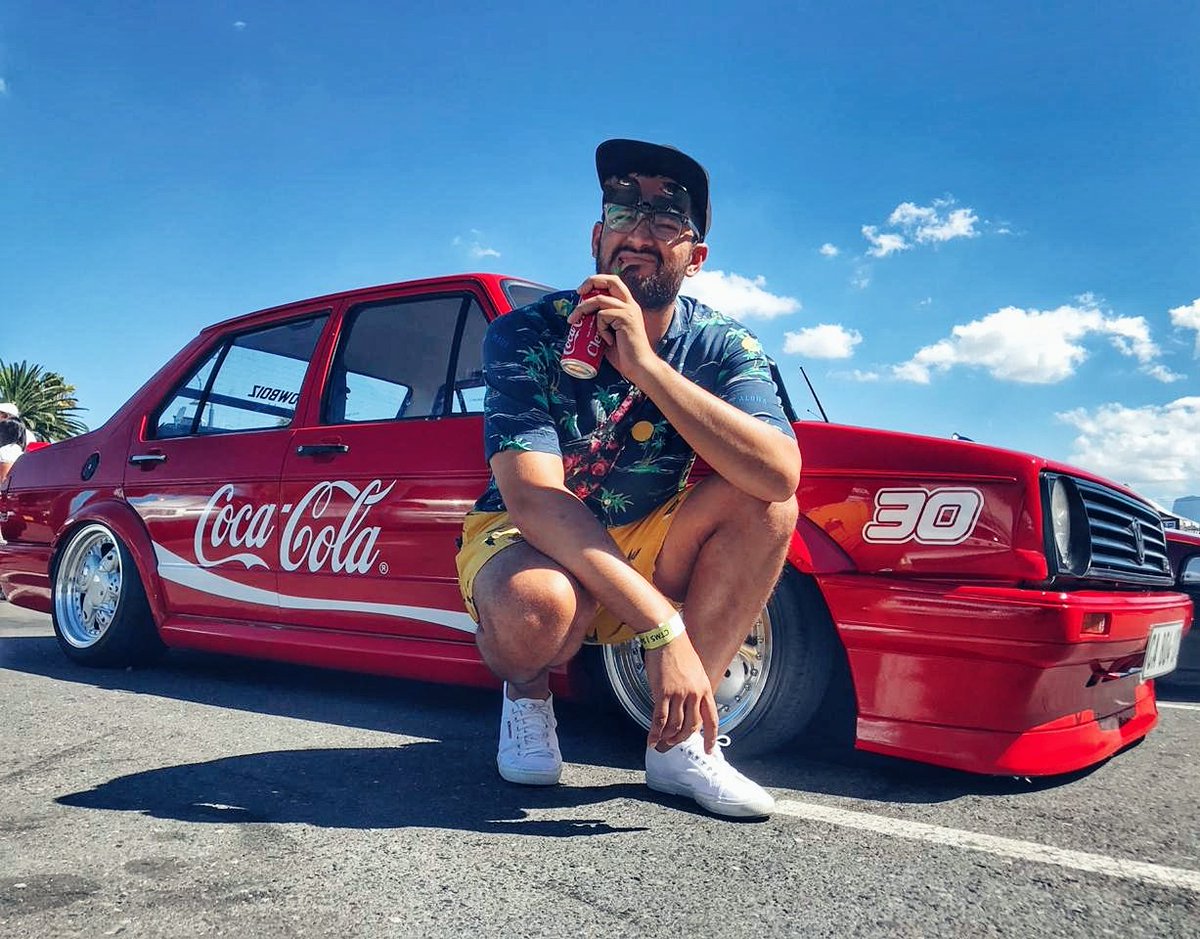 Ya_a_seen_Him's tweet photo. I went to the @ctmotorshow &amp; all I did was pose by the cars. Oh, and I did some commentary on my fun time, you can watch it all on my Instagram stories. 
📸: @gesantabed https://t.co/R953uTys4T