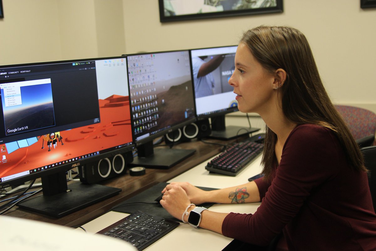 12AstronautLab's tweet image. Gearing up for our preliminary design review presentation Wednesday! We intend to show up and show OUT. #NASAcodes #TAMUAerospace