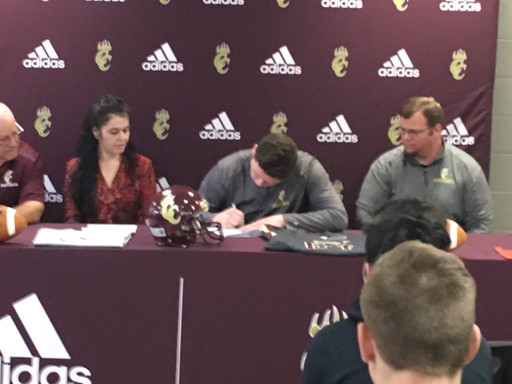 Coach Daniel tweet media