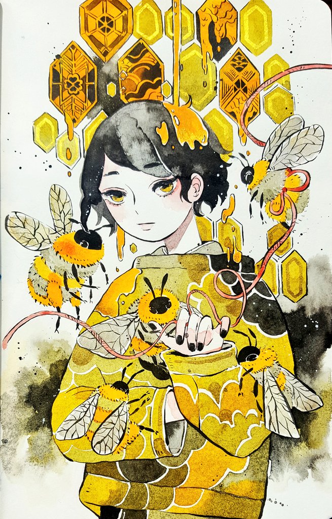 maruti_bitamin's tweet photo. honey bee https://t.co/VSxDueZnts
