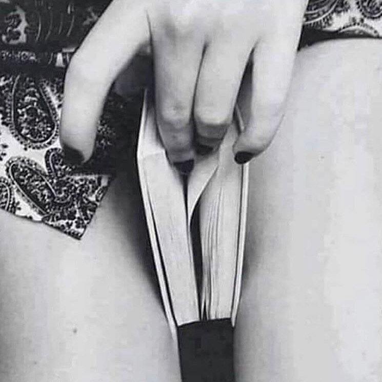 guilty_pride's tweet photo. Reading is sexy... #GuiltyPride #erotica #Bestseller #goodreads https://t.co/CEY5VKhubZ