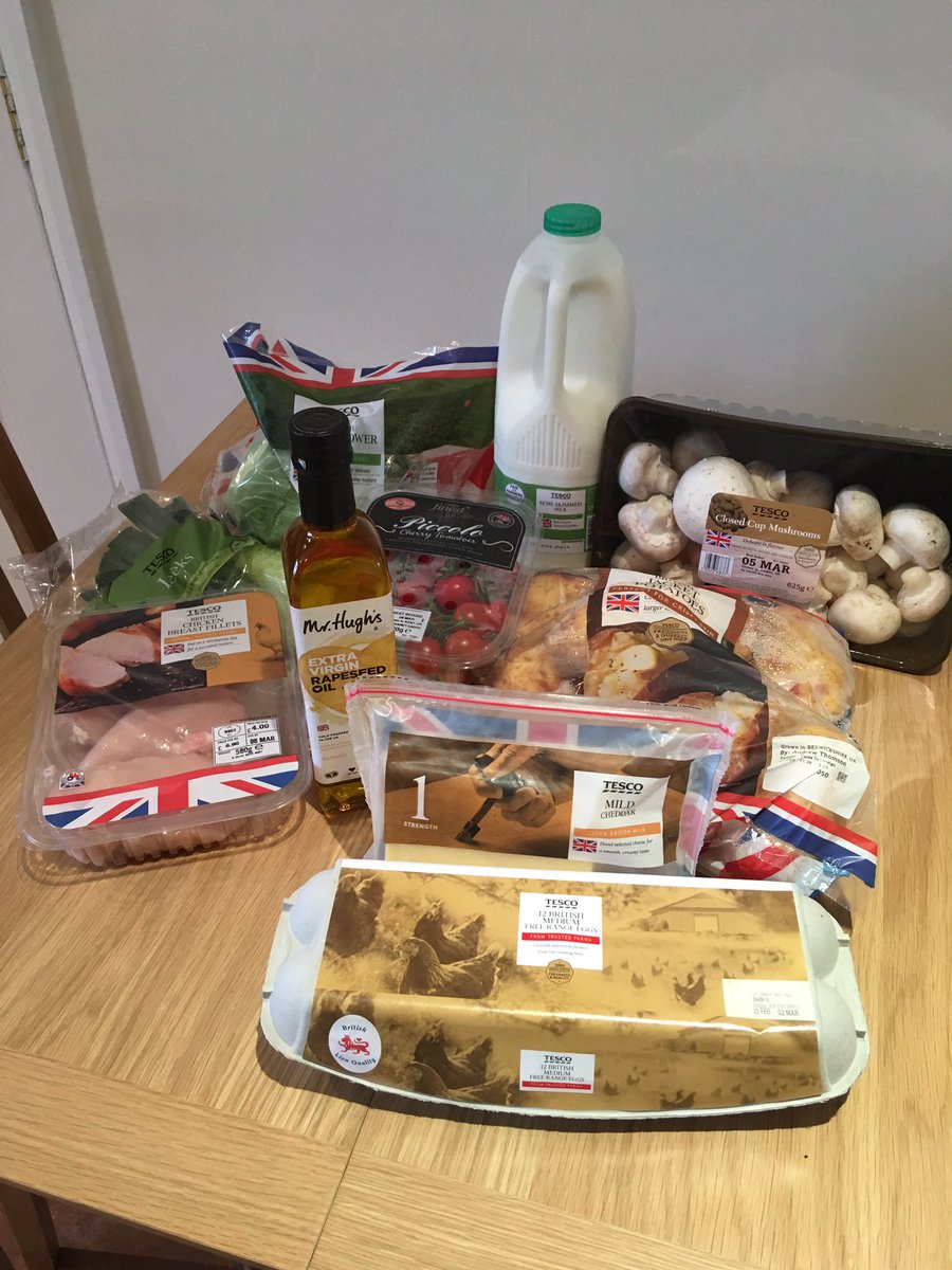 JoeWStanley's tweet photo. Good haul of top #quality π¬π§ produce, all underpinned by @RedTractorFood standards.
Mushrooms from Cambs, rapeseed oil from Norfolk, cauliflower from Cornwall, tomatoes from Kent, potatoes from Berwick...β
π₯ππ₯π₯ π§π
π½
#BackBritishFarming https://t.co/dEfzz4oOxv