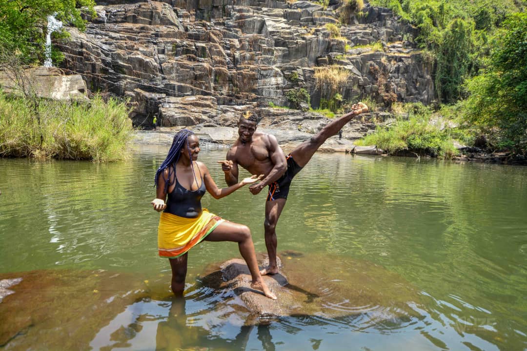 Guide2Uganda's tweet photo. Golola's perfect moments at Aruu Water ๐ฆ Falls - Pader District #TulambuleNorthernUganda #VisitUganda #hodjs @UgTourismBoard @ugwildlife @hodjs https://t.co/VWHCv56G8j