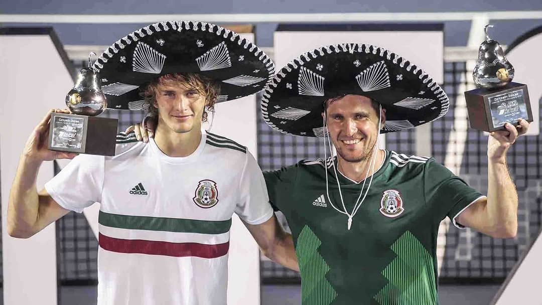 PueblaLife's tweet photo. ¡Otro 🏆🏆 para los Zverev!  😎 

Alexander y Mischa conquistaron el @AbiertoTelcel en dobles y el ♥️ de los 🇲🇽 https://t.co/XlVqAeLMae