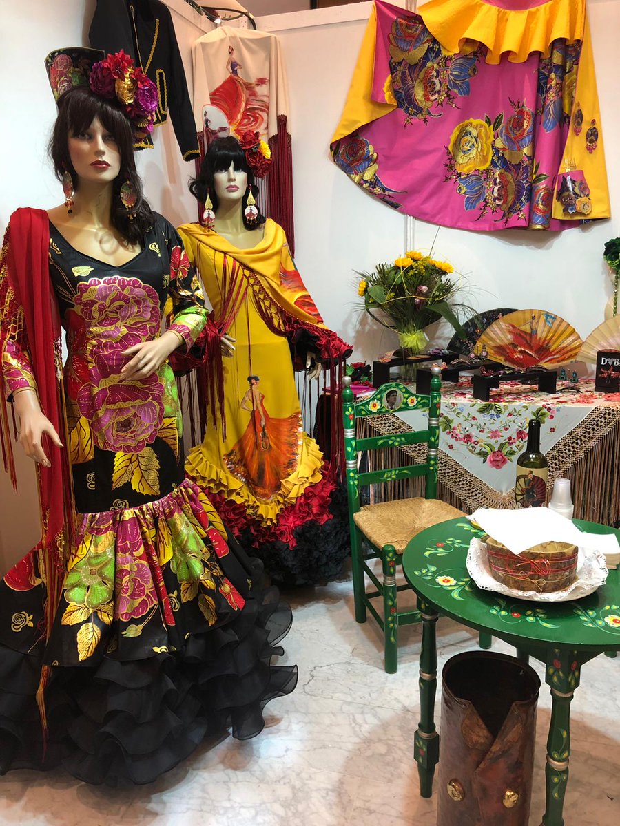 soldelsurmalaga's tweet photo. #FIMAF Moda flamenca 💃💃💃#malaga
Felicidades 👏👏👏 #moda #fashion https://t.co/ZYneEEGmVa