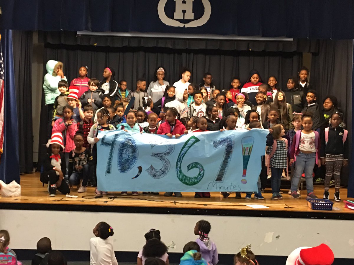 drmgbray's tweet photo. Who’s going to Six Flags for reading 40,367 minutes? These Hawks are! Congratulations! @HillcrestH @HCSHarrisonBay @hamcoschools https://t.co/0LmTIEeuGY