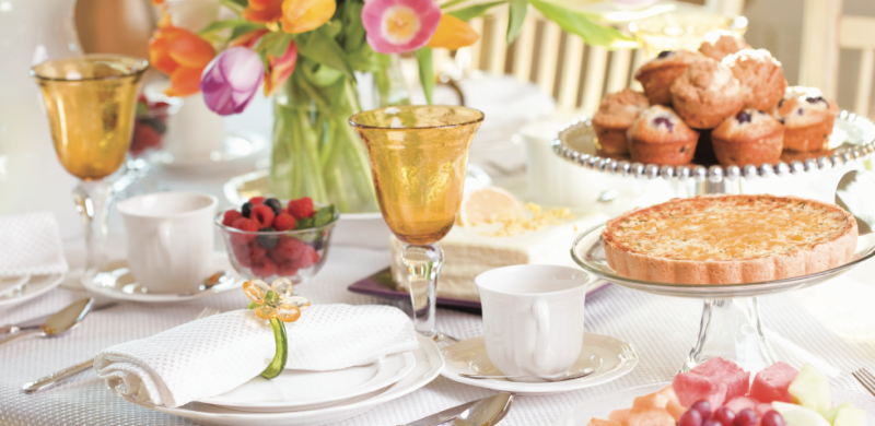 Beautiful, Delicious and Entertaining--the Shakespeare in the 'Burg Champagne Brunch conta.cc/2EwP4UM