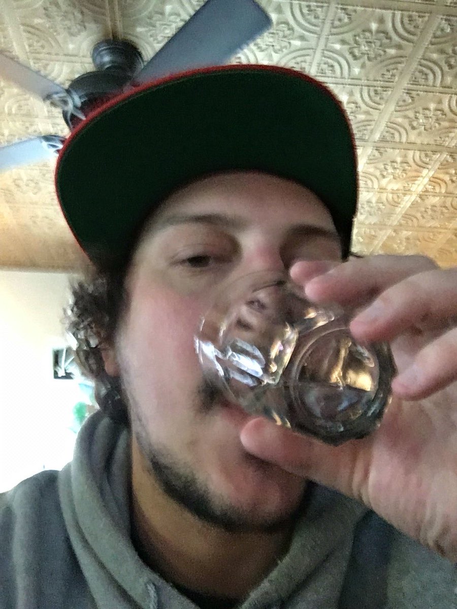RumpleMinzeRRC's tweet photo. Kensington Pub NorthEast Philadelphia. Scoring a 5.8 with a free extra point for being the first place in Philly to carry @RumpleMinze.
Official Score 6.8
#TwitterThat #NoBodyKnowsTheRules https://t.co/3en0tbAWpb