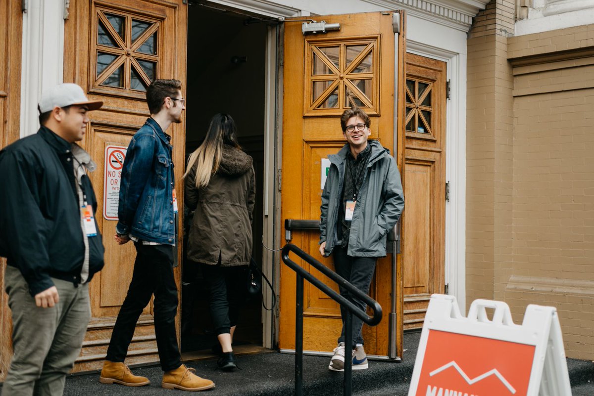 mannahousech's tweet photo. Our doors are open and we can't wait to meet you! 👋Find a location near you on our Instagram highlights and we'll see you at the 9:30 or 11:15!

https://t.co/kVlagrsGJw https://t.co/vURMlsnqJ3