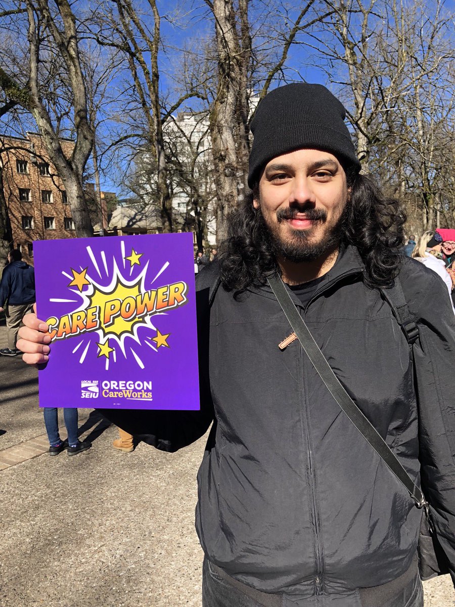 OregonCareWorks's tweet photo. Care providers from around Oregon have joined the @WomensMarchPDX to highlight the stories of homecare and personal support workers! #careworkers #WomxnsMarchPDX #WomensHistoryMonth2019 #carepower https://t.co/MkM7hs2Uar