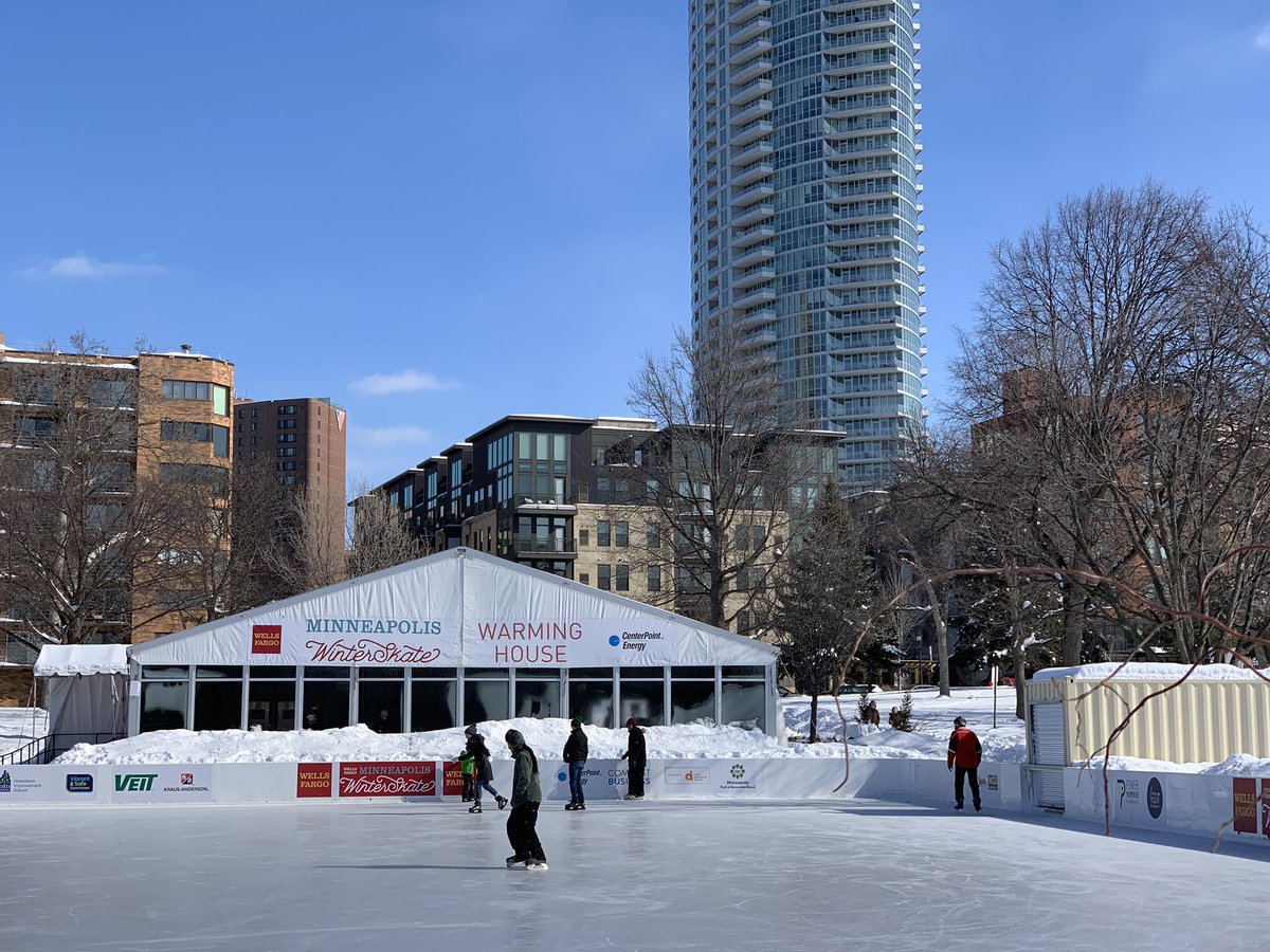 MplsDowntown's tweet photo. We’ve got fun activities to keep you warm in between your trips out to the ice. Stop by @WellsFargo @MplsWinterSkate Community Thank You day in Loring Park! #mplswinterskate #mymplsdt #mplsdowntown #2025plan https://t.co/OrxHhCbyaM