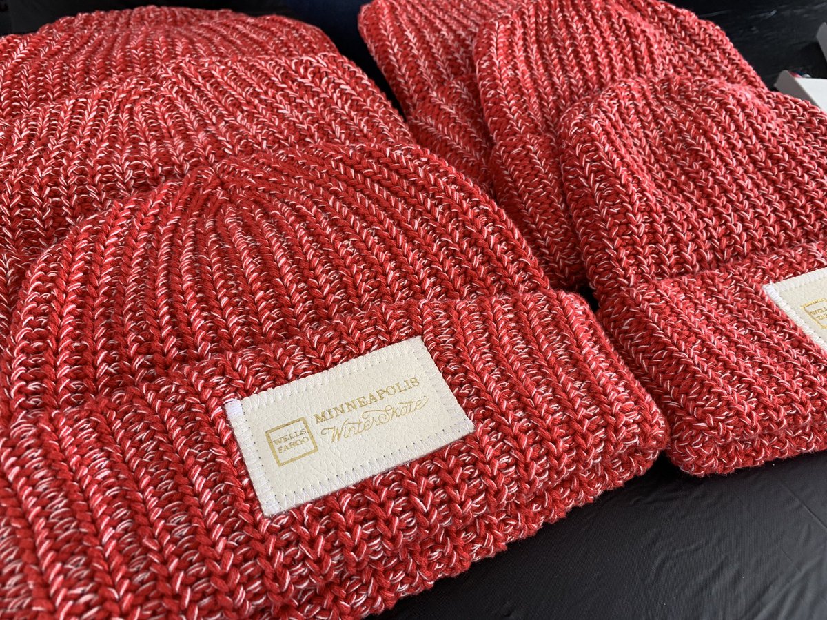MplsDowntown's tweet photo. We’ve got fun activities to keep you warm in between your trips out to the ice. Stop by @WellsFargo @MplsWinterSkate Community Thank You day in Loring Park! #mplswinterskate #mymplsdt #mplsdowntown #2025plan https://t.co/OrxHhCbyaM