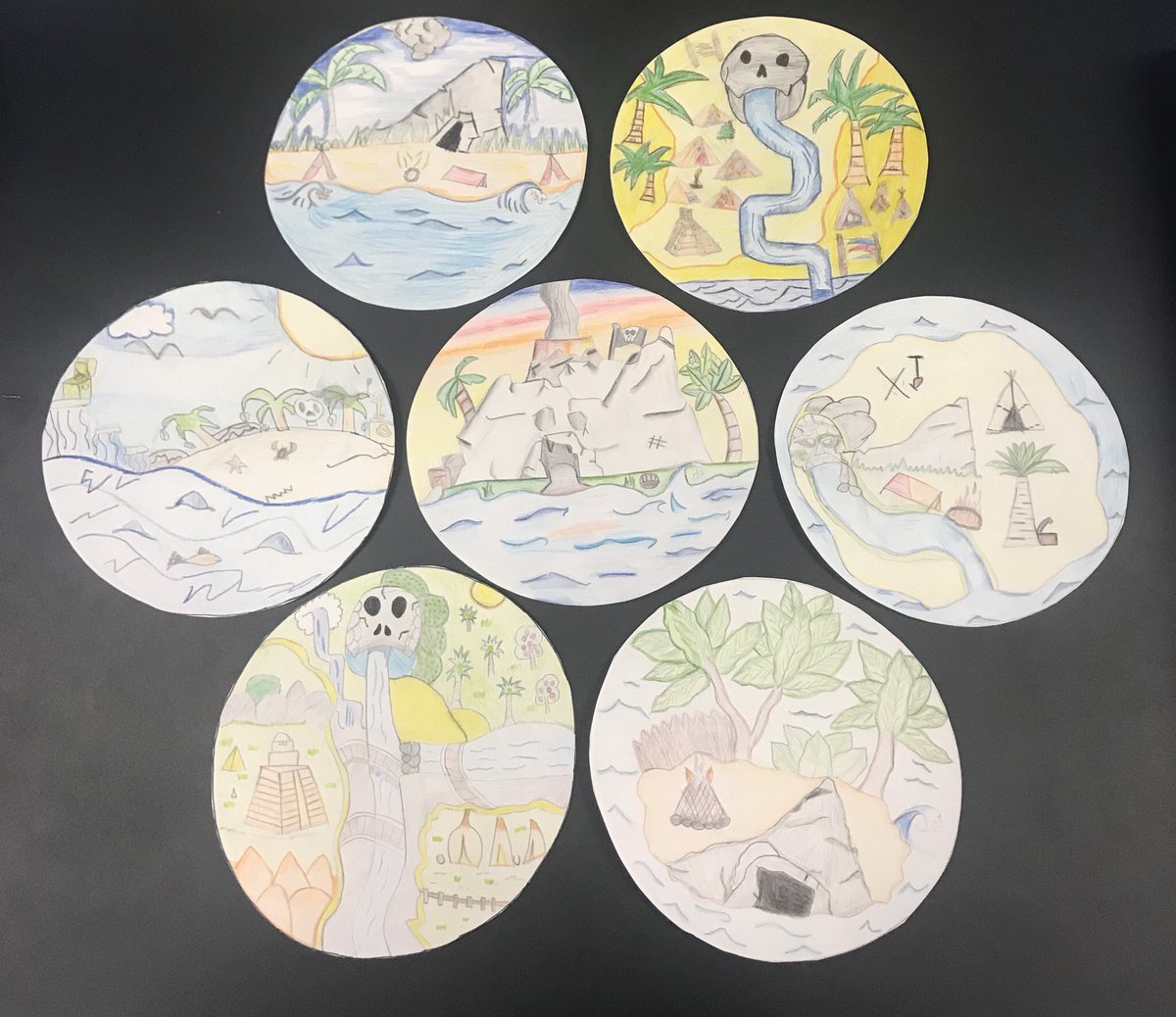 What an amazing week Quartz class . It was great to see some truly fantastic art pieces . Even greater though was the #collaborativelearning between Quartz and Sapphire class where smiles and laughter filled the room as everyone played our pirate themed board games. #proudteacher